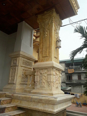 Cột đá